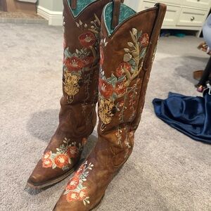 Corral Brown and Red Heeled Boots with Floral Embroidery